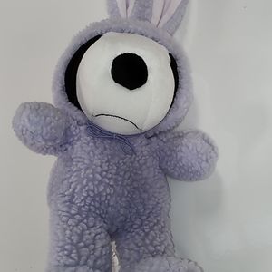 Hallmark Peanuts Snoopy dressed as the Easter Bunny